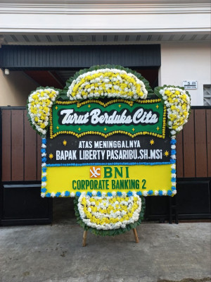 Papan Bunga Duka di Kelumpang